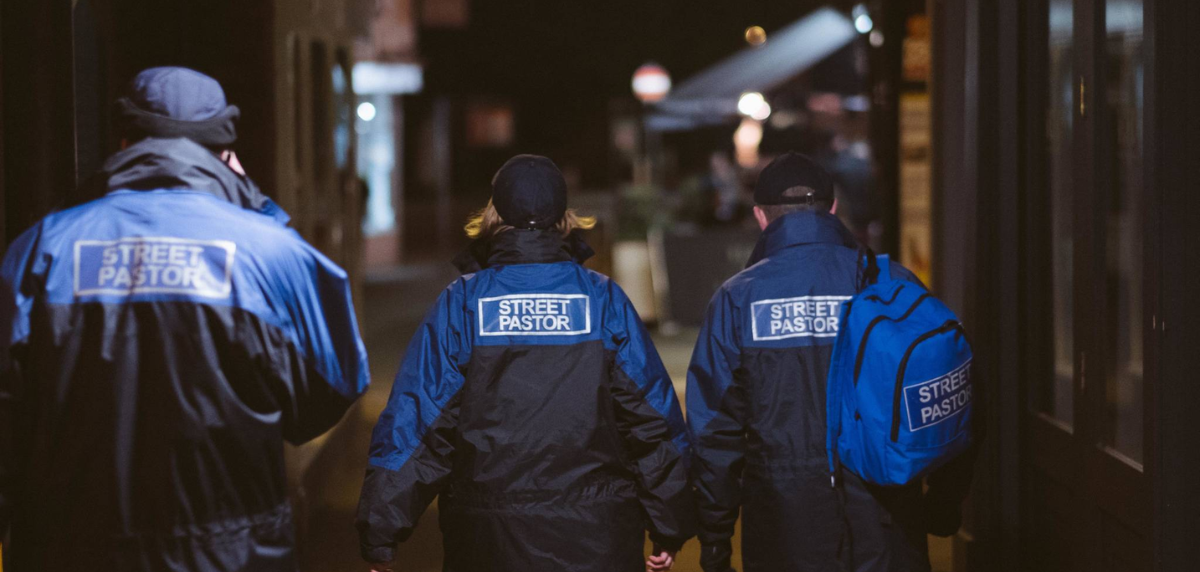 Image for the article Town councillors welcome Street Pastors' work